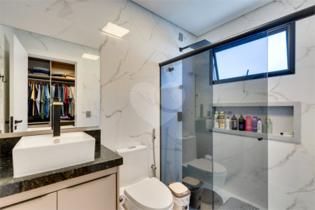 Casa à venda com 4 suítes no condomínio Villa Suiça, São Paulo - SP