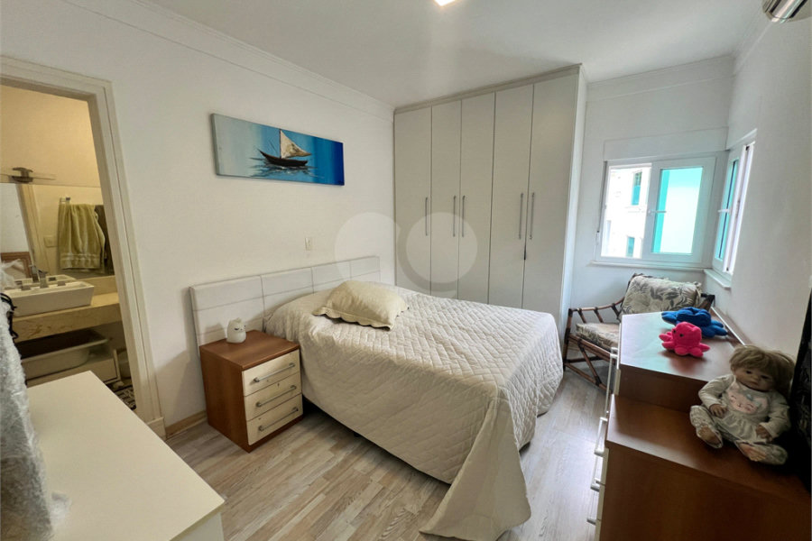 Casa à venda com 3 suítes no condomínio Quinta de Santo Antônio, São Paulo - SP