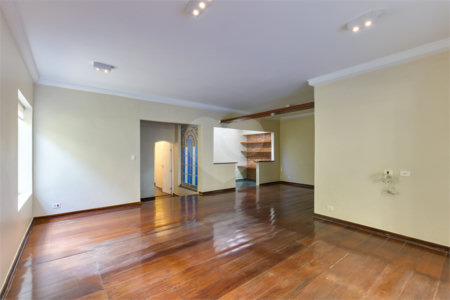 Casa à venda com 3 quartos, sendo 1 suíte, em Brooklin, São Paulo, SP