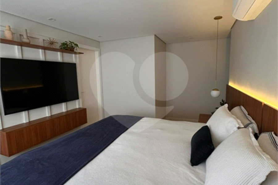 Apartamento para alugar com 3 quartos, sendo 2 suítes, em Moema, São Paulo, SP