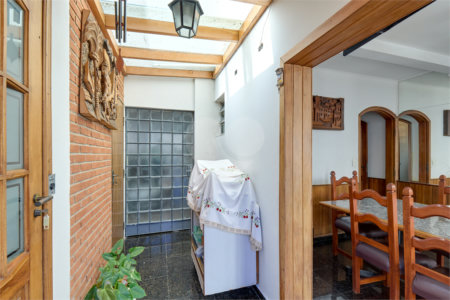 Sobrado à venda com 4 quartos, sendo 1 suíte, em Brooklin Novo, São Paulo, SP