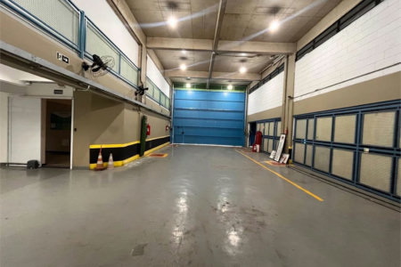 Prédio Corporativo em Santos | 4 Pavimentos | Galpão com Pé-Direito Duplo | Estrutura para +200 Pessoas | Compra Ou Locação