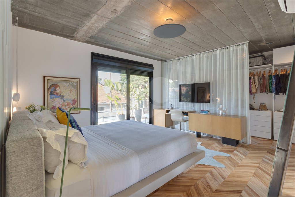 Casa de Vila à venda com 3 suítes em Granja Julieta, São Paulo, SP