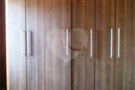 Casa à venda com 3 quartos, sendo 1 suíte, em Vila Nova Carolina, São Paulo, SP