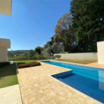 Casa à venda com 4 suítes no condomínio Ipê Velho, Vinhedo - SP