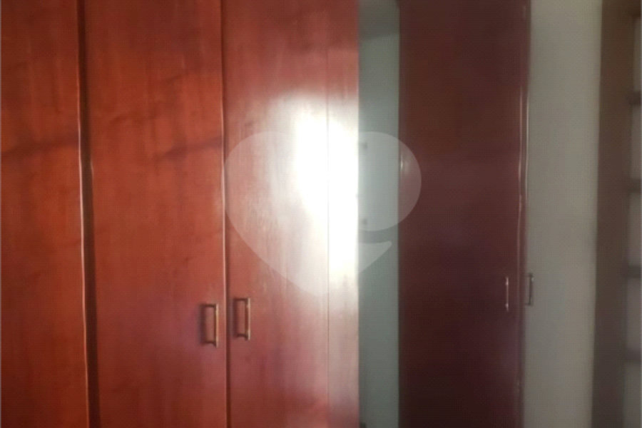 Sobrado à venda com 3 quartos, sendo 1 suíte, em Tremembé, São Paulo, SP