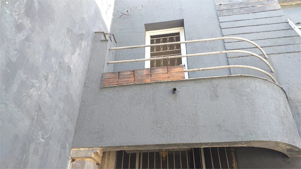 Sobrado à venda ou para alugar com 4 quartos em Água Branca, São Paulo, SP