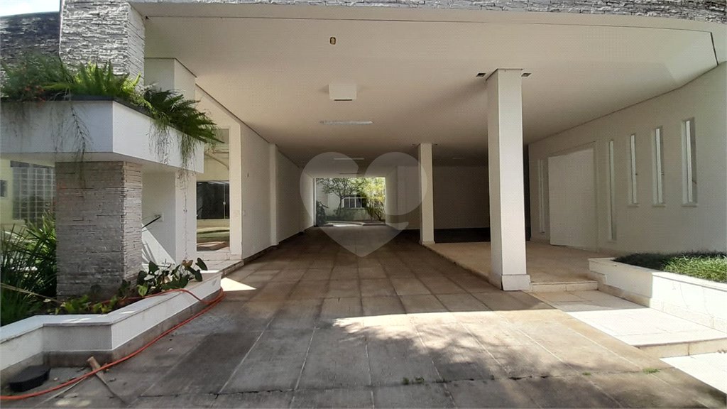 Sobrado à venda com 6 quartos, sendo 5 suítes, no Centro, São Bernardo do Campo, SP