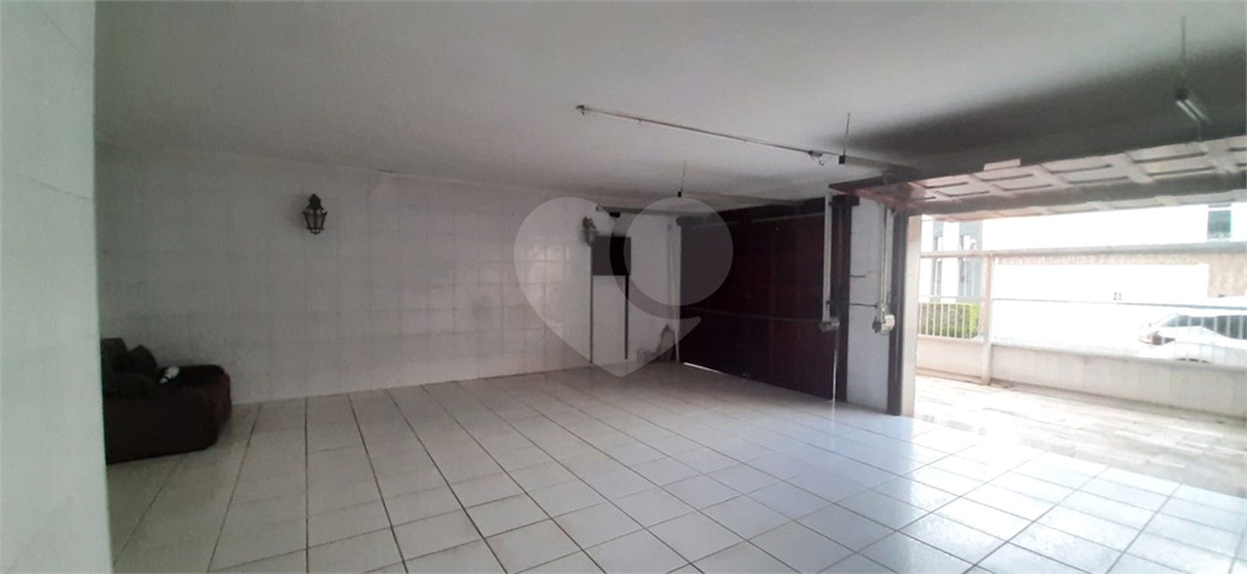 Sobrado à venda com 5 quartos, sendo 1 suíte,  em Vila Rosália, Guarulhos, SP