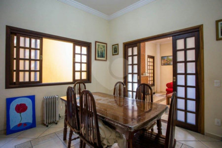 Casa à venda com 4 suítes em Cidade São Francisco, São Paulo, SP
