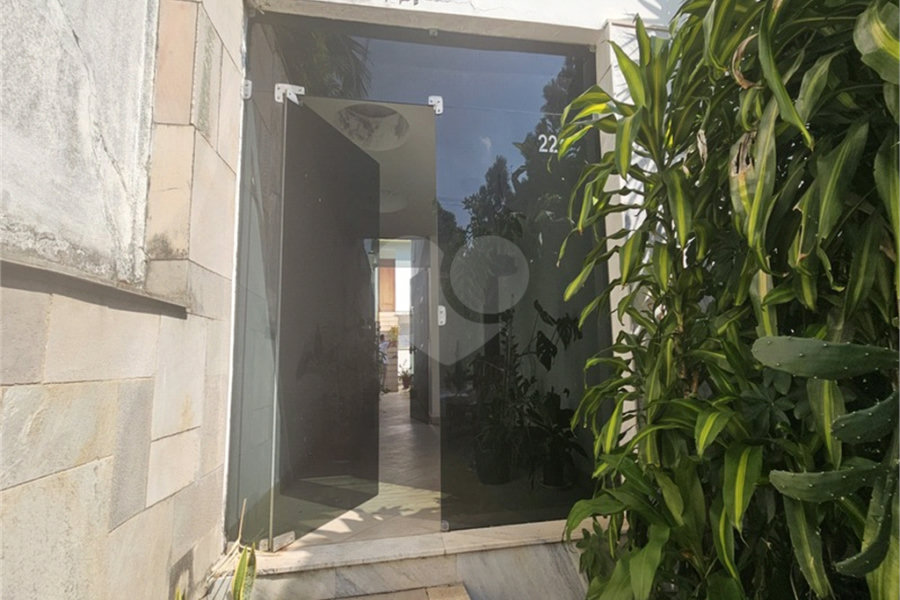 Sobrado à venda com 3 quartos, sendo 2 suítes, em Vila Mariana, São Paulo, SP
