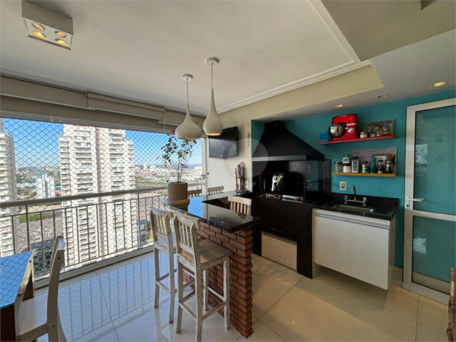 Apartamento à venda com 3 quartos, sendo 1 suíte,  em Santo Amaro, São Paulo, SP