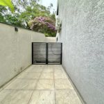 Casa à venda com 3 suítes no condomínio Reserva Santa Maria, Jandira - SP