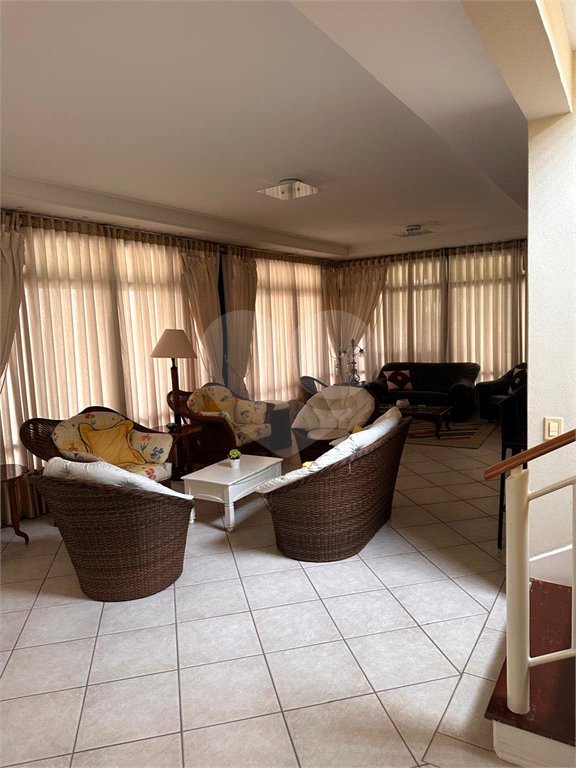 Sobrado à venda com 7 quartos, sendo 6 suítes, em Jurerê Internacional, Florianópolis, SC