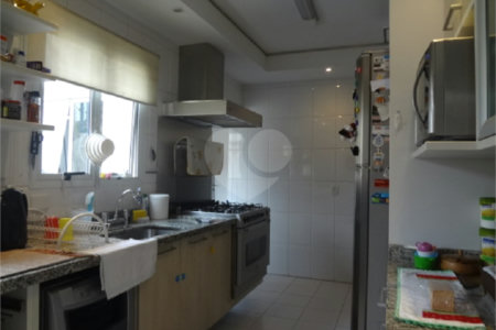 Apartamento à venda com 3 suítes em Alto da Lapa, São Paulo, SP