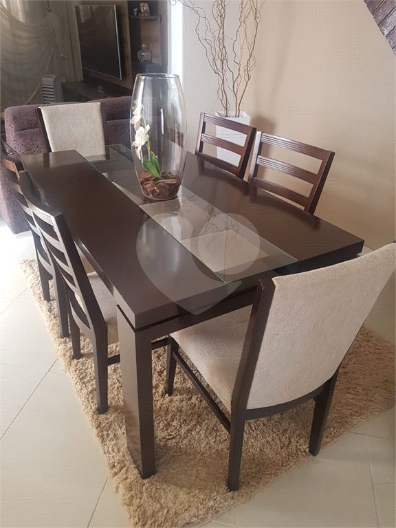 Sobrado à venda com 5 quartos, sendo 2 suítes, em Horto, São Paulo, SP