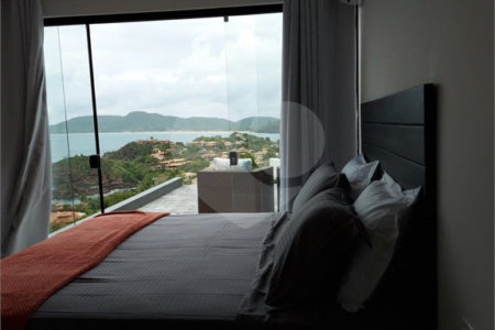 Casa à venda com 4 quartos, sendo 3 suítes, em Albatroz, Armação dos Búzios, RJ