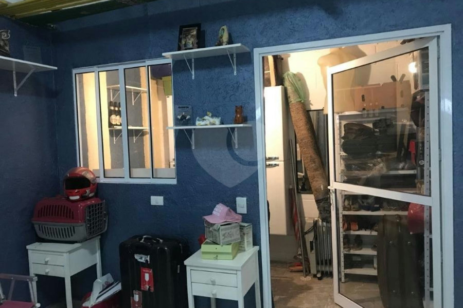 Casa à venda com 2 quartos, sendo 1 suíte, no condomínio Res Santa Inês, São Paulo - SP