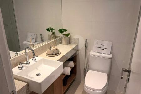 Apartamento à venda com 3 quartos, sendo 1 suíte, em Laranjeiras, Rio de Janeiro, RJ