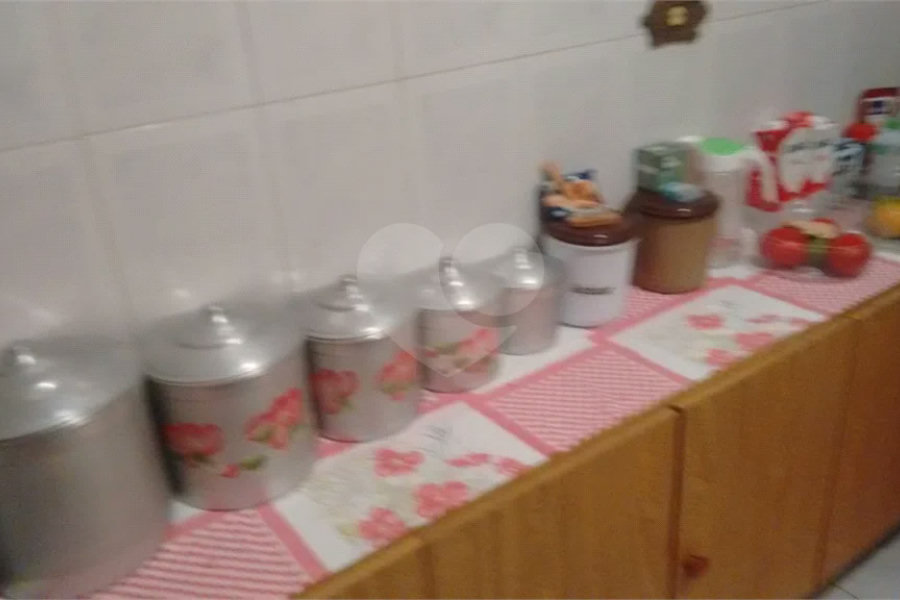 Sobrado à venda com 3 quartos, sendo 1 suíte, em Vila Galvão, Guarulhos, SP