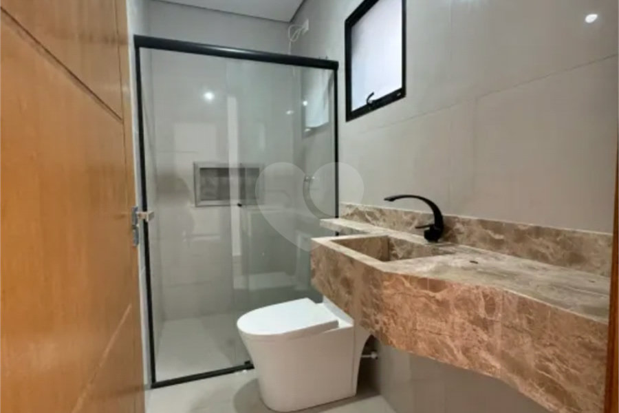 Sobrado à venda com 3 quartos, sendo 1 suíte, em Vila Bonilha, São Paulo, SP