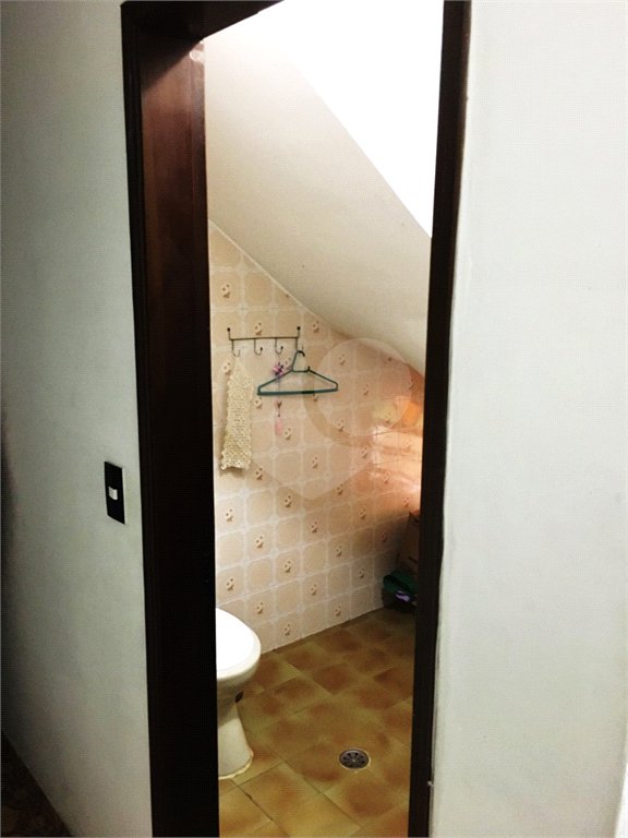 Sobrado à venda com 4 quartos, sendo 1 suíte,  em Vila Gomes, São Paulo, SP