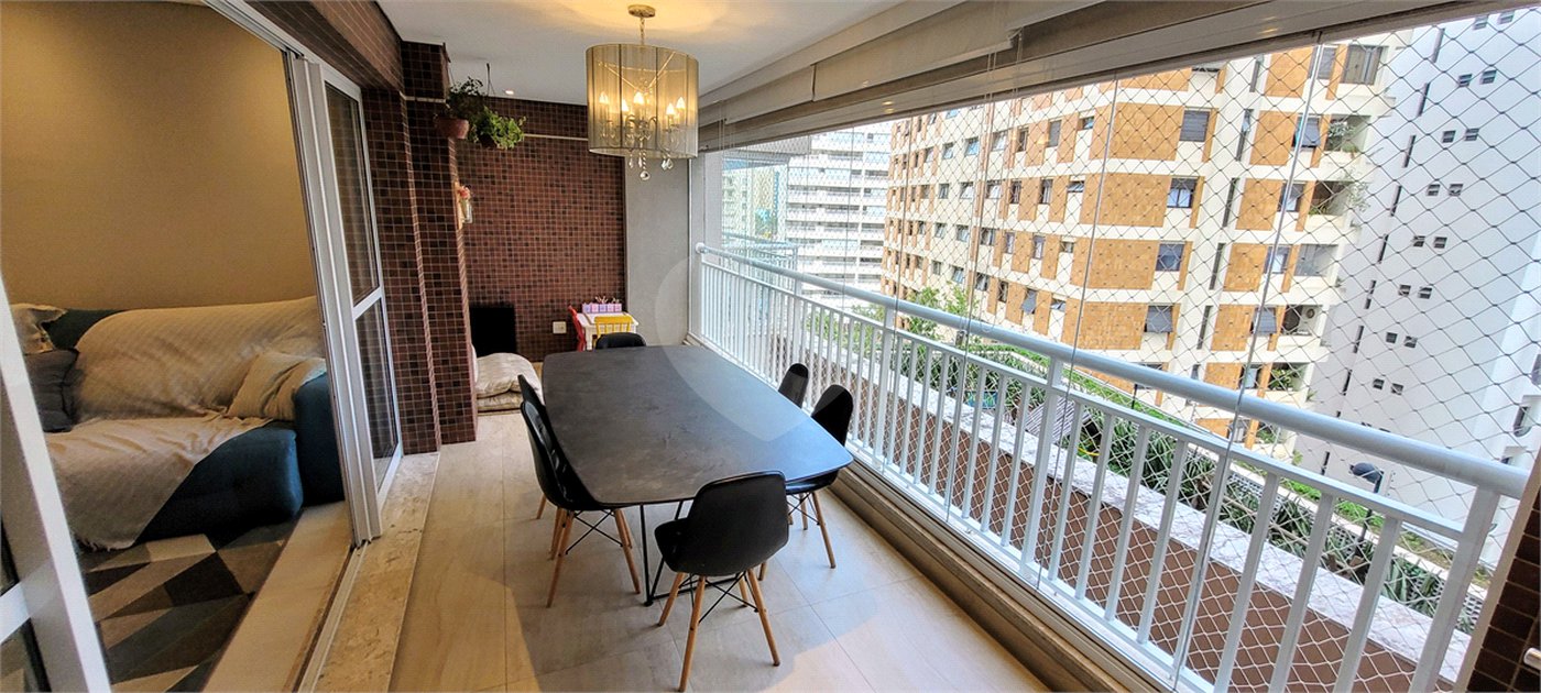 Apartamento à venda com 3 quartos, sendo 1 suíte, no Centro, São Bernardo do Campo, SP