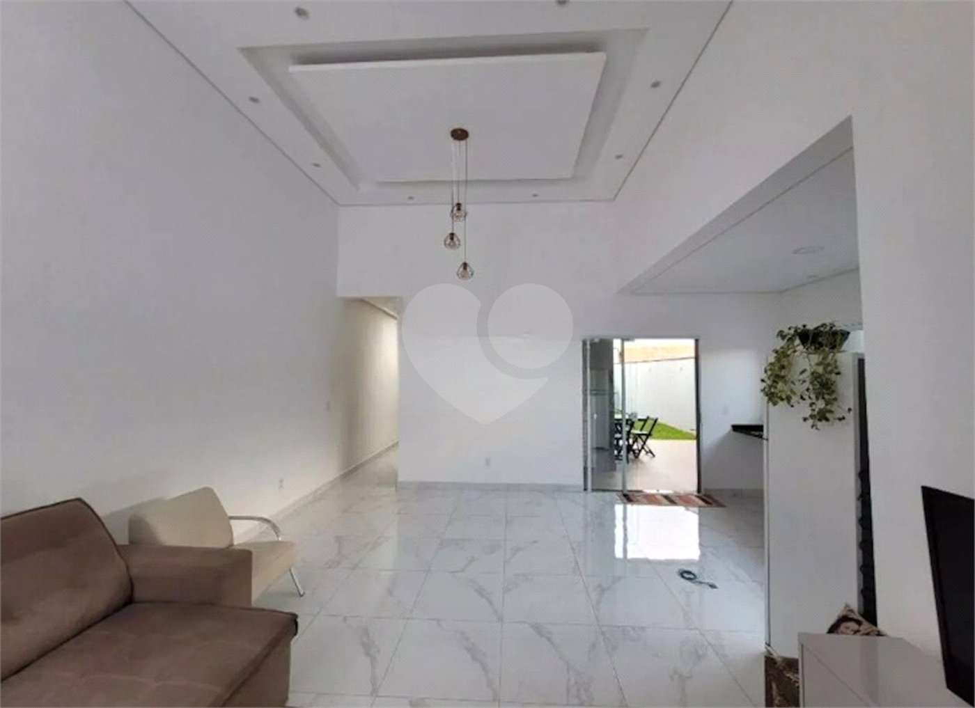 Casa à venda com 3 quartos, sendo 1 suíte,  no condomínio Reserva Ipanema I, Sorocaba - SP