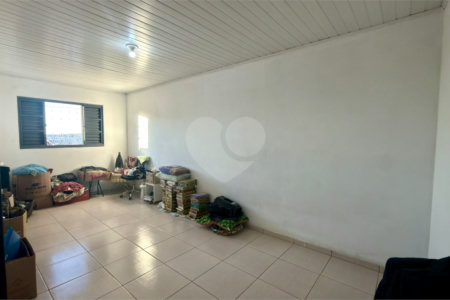 Sobrado à venda com 4 quartos, sendo 1 suíte, em Jardim Wanel Ville V, Sorocaba, SP
