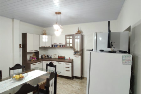 Sobrado à venda com 4 quartos, sendo 1 suíte, em Vila Maria Alta, São Paulo, SP