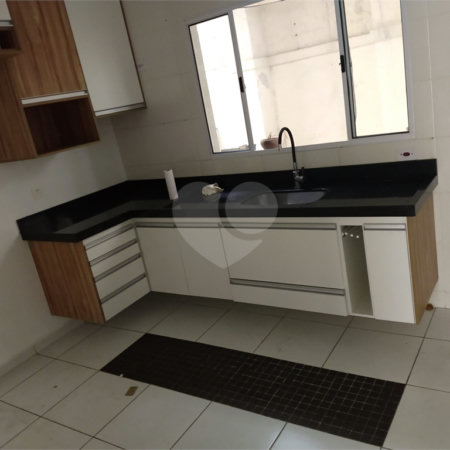 Casa à venda com 2 suítes no condomínio Olido, Atibaia - SP