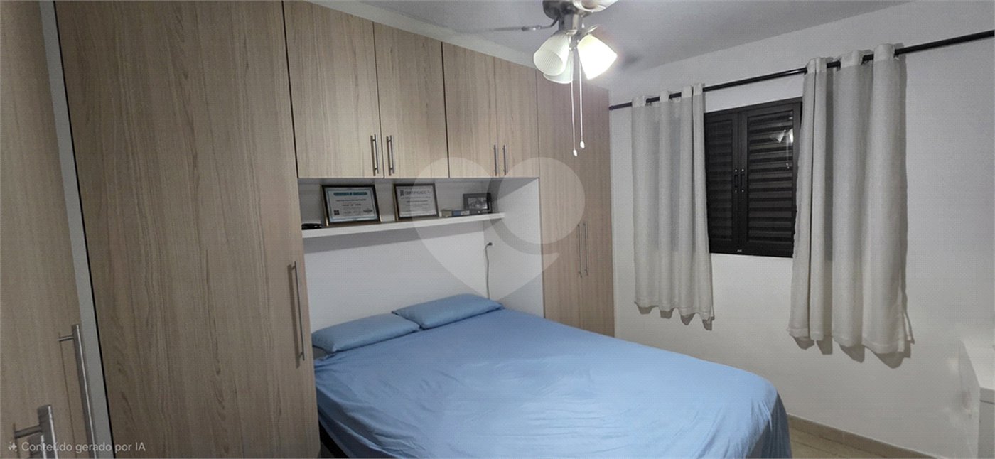 Sobrado à venda com 3 quartos em Santa Terezinha, São Paulo, SP