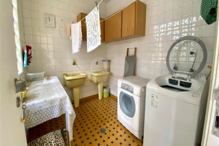Sobrado à venda com 4 quartos, sendo 1 suíte,  em Jardim São Bento, São Paulo, SP