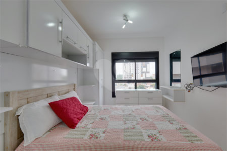 Apartamento à venda com 3 quartos, sendo 1 suíte, em Brooklin, São Paulo, SP