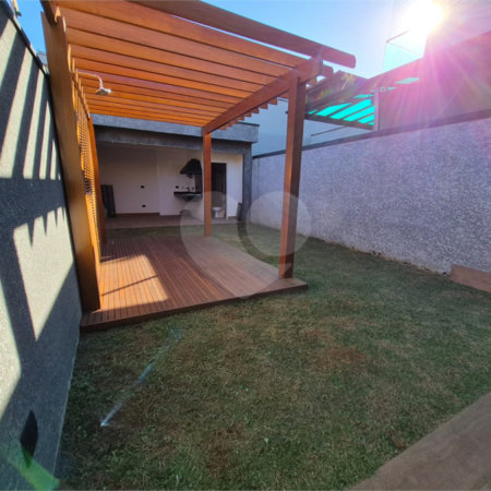 Sobrado à venda com 3 quartos, sendo 1 suíte, em Jardim do Lago, Atibaia, SP