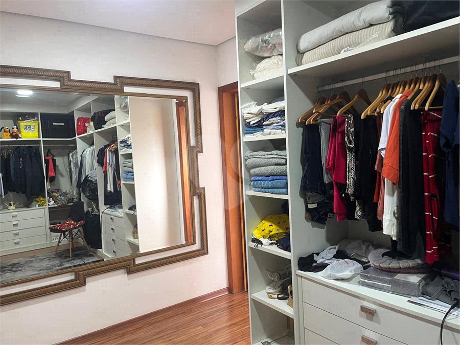 Casa à venda ou para alugar com 3 suítes no condomínio Serra da Estrela, Atibaia - SP