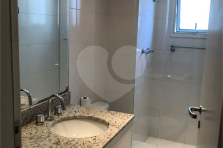 Apartamento à venda ou para alugar com 2 suítes em Brooklin, São Paulo, SP