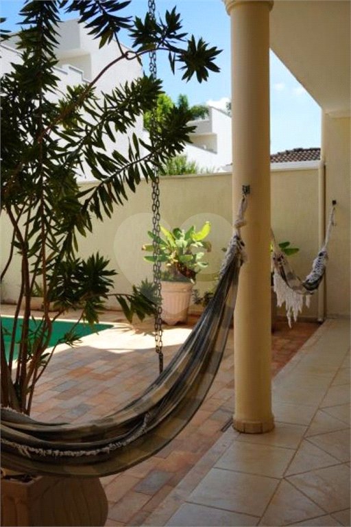Casa à venda com 3 suítes no condomínio Amstalden, Indaiatuba - SP