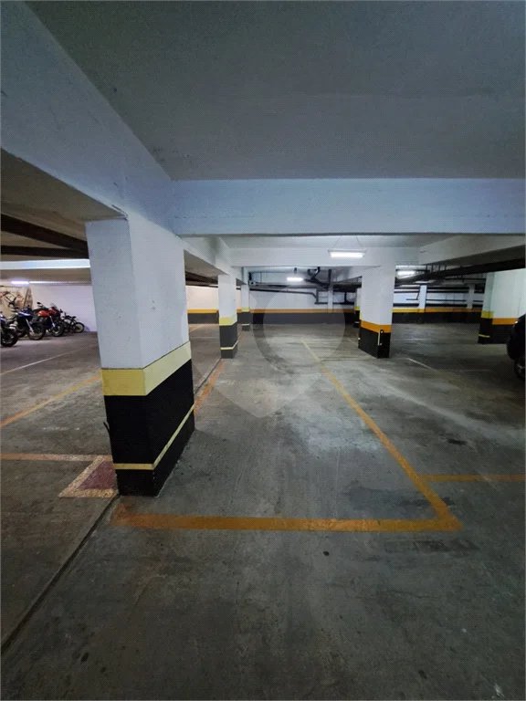 Apartamento a venda com 2 dormitórios 1 suíte 2 vagas de garagem