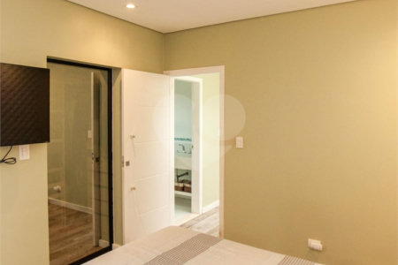 Sobrado à venda com 3 quartos, sendo 1 suíte, em Vila Gustavo, São Paulo, SP