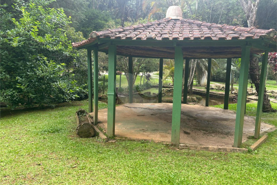 Casa à venda no condomínio Parque Imperial da Cantareira, Mairiporã - SP
