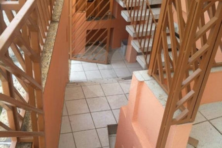 Sobrado à venda com 3 quartos, sendo 1 suíte, em Chora Menino, São Paulo, SP