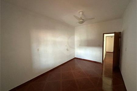 Casa à venda com 2 quartos em Vila Carvalho, Sorocaba, SP