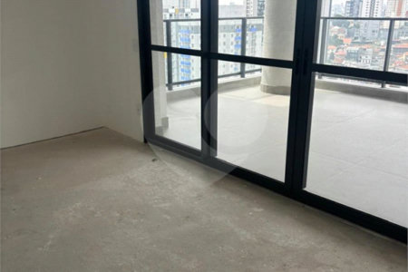 Apartamento à venda com 3 quartos, sendo 2 suítes, em Vila Firmiano Pinto, São Paulo, SP
