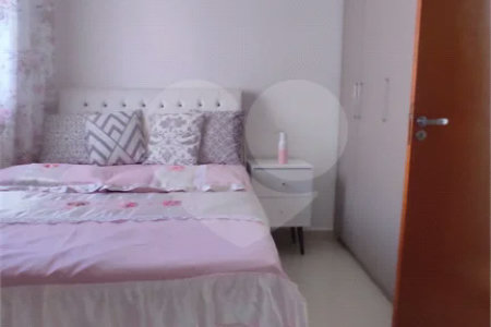 Casa à venda com 2 suítes em Chora Menino, São Paulo, SP