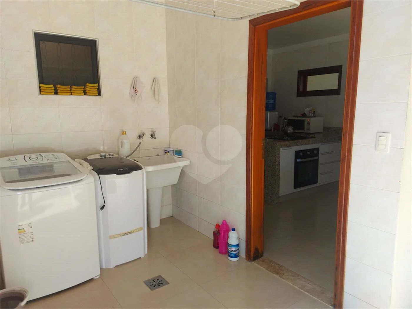 Casa à venda com 4 quartos, sendo 3 suítes, no Centro, Vinhedo, SP