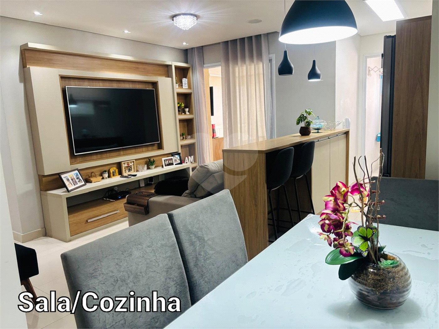 Apartamento à venda com 2 quartos, sendo 1 suíte, em Barra Funda, São Paulo, SP