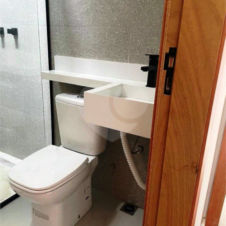 Casa à venda com 3 quartos, sendo 1 suíte, no condomínio Horto Florestal Villagio, Sorocaba - SP