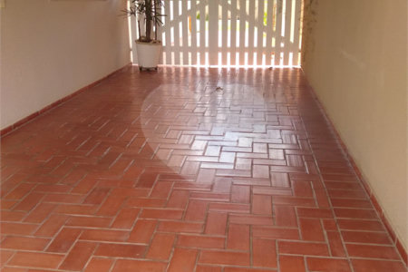 Casa à venda com 3 quartos, sendo 1 suíte,  no condomínio Residencial Grape Village, Vinhedo - SP