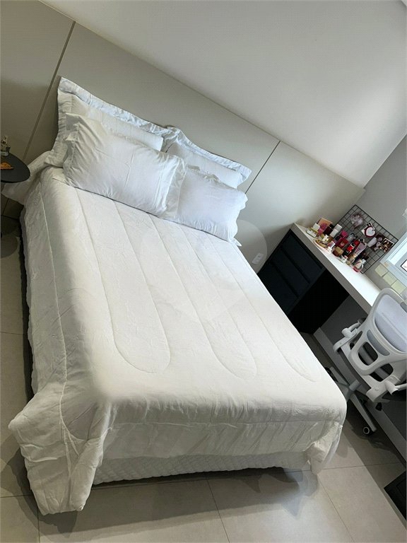 Apartamento à venda com 3 quartos, sendo 1 suíte, em Vila Scarpelli, Santo André, SP